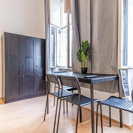 City-Linked 2Br Apartment Near Wiener Stadthalle Exterior photo